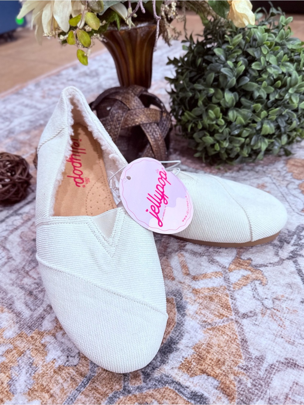 Jellypop Women's Cream Canvas Slip-On Flats